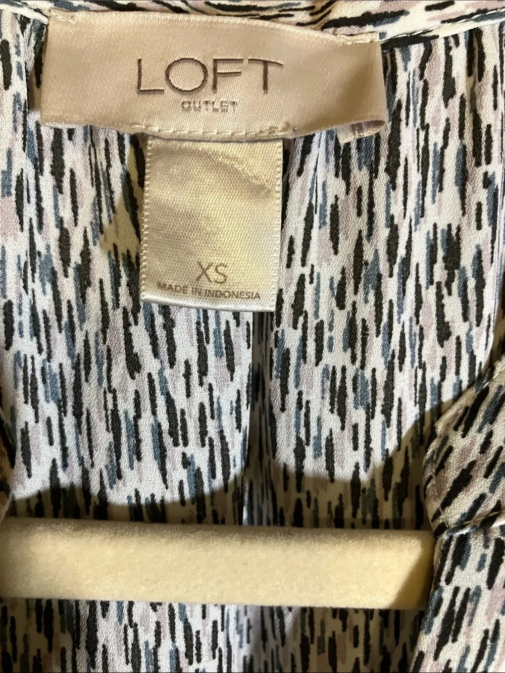 LOFT Black & White Printed Sleeveless Cowl Neck Camisole